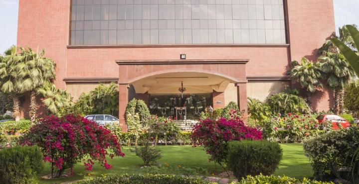 Hotel The Piccadily Lucknow Exterior foto
